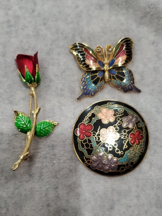 The Unbranded Brand Jewelry - Vintage Bundle Enamel Cloisonne Butterfly Brooch, Scarf Clip, Rose Pin